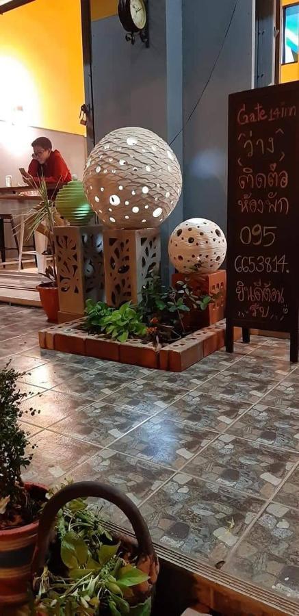 Gate 14 Inn Nakhon Phanom Exterior photo